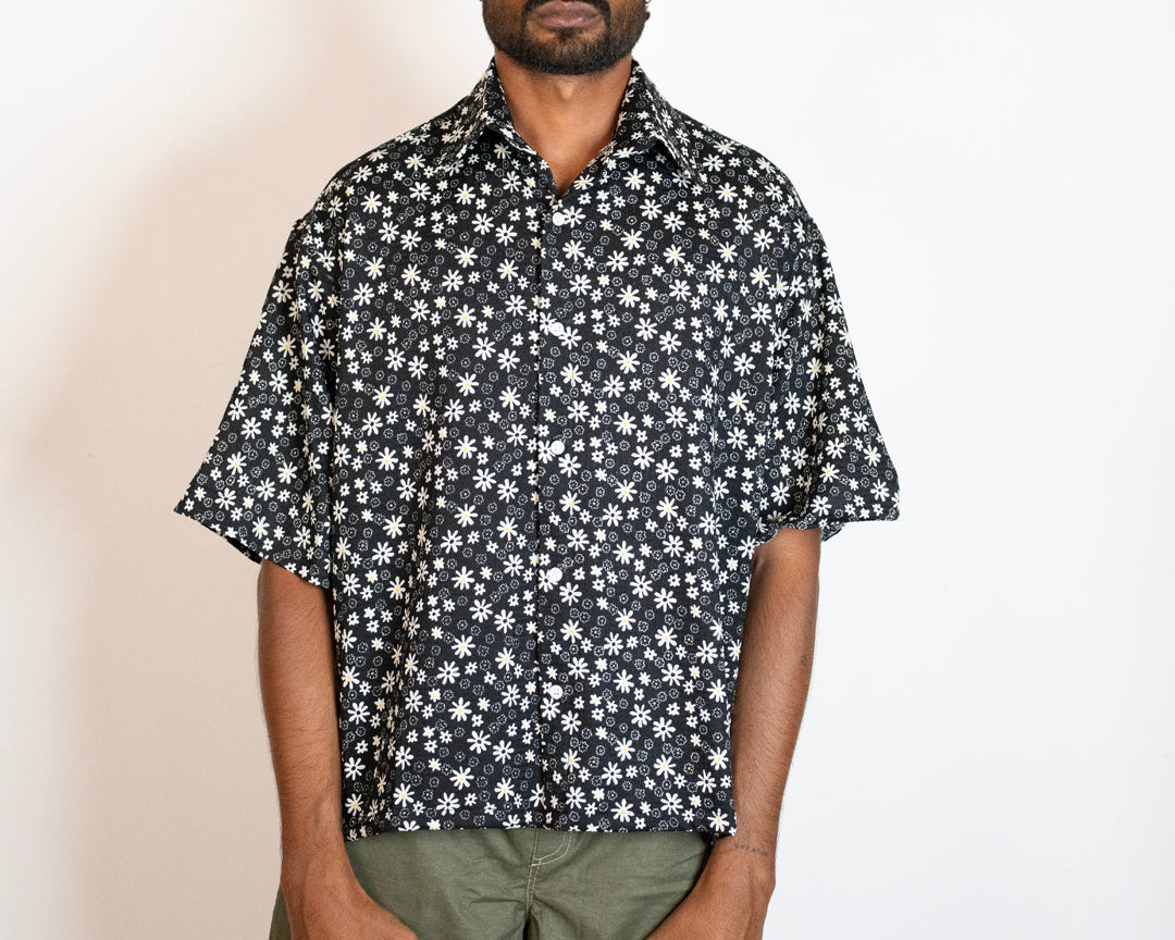 Black flowers Siya Shirt