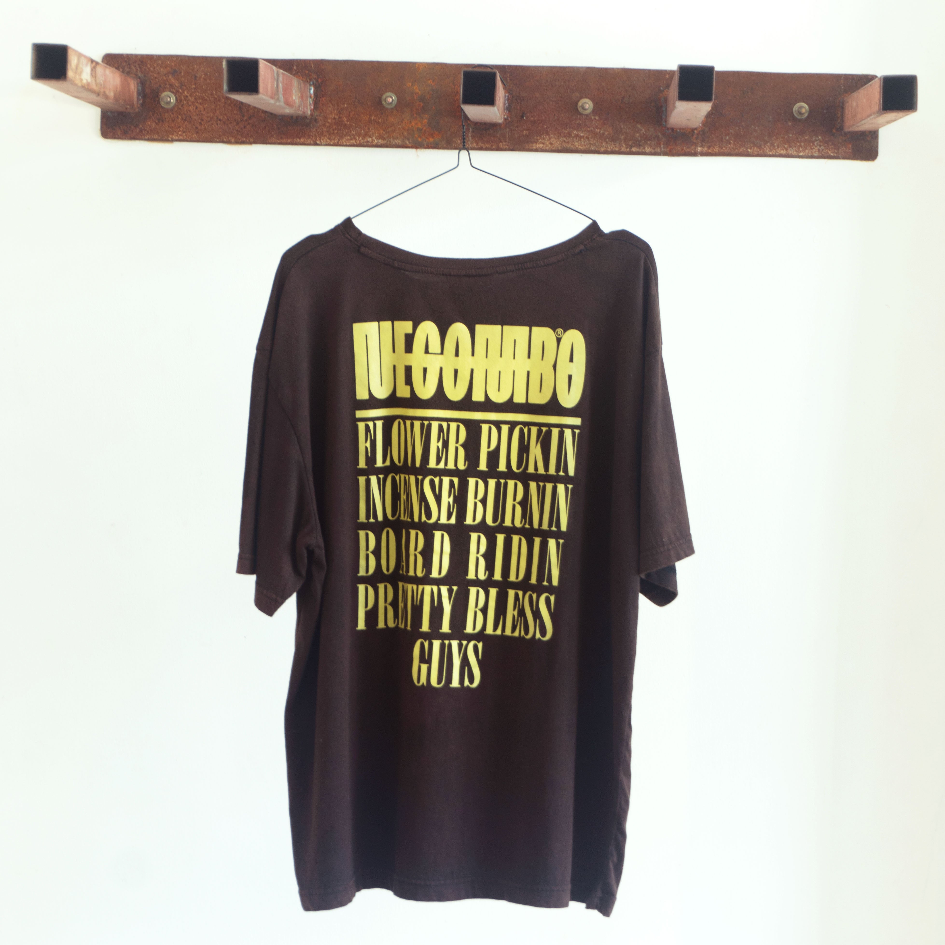 Nibbana tee