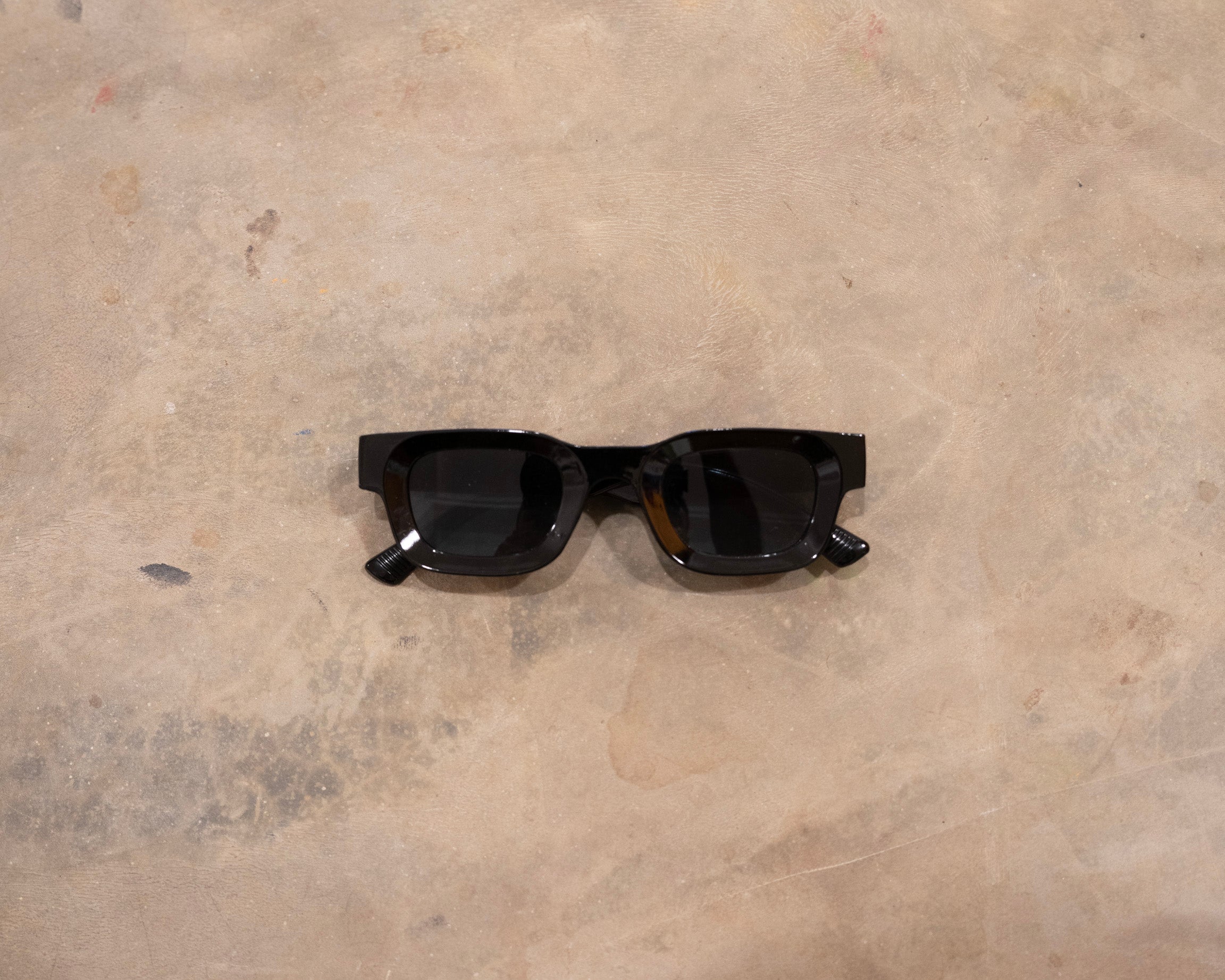 Negombo Boxer Sunglass Black